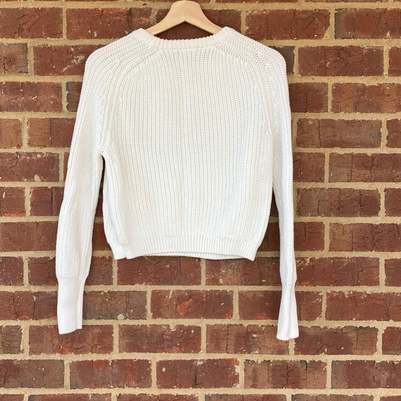 PRICE IS FIRM!American Apparel Women's Cropped White Pullover Crew Neck Sweater - Picture 2 of 16